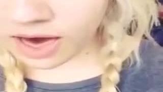 Blonďaté dievča