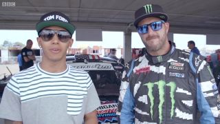 Kto je rýchlejší? Ken Block alebo Lewis Hamilton?