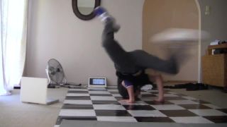 Breakdance fail