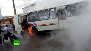 Autobus sa zmenil na pascu