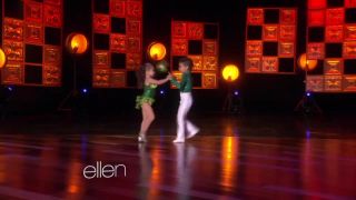 Mini salsa pred Ellen