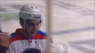Lukas Cingel # 62 HC lev Praha