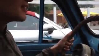 Ukrajinský Zaz vs. Porsche 