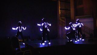 Tron Dance show pre Adidas