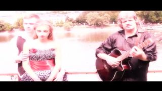 Sto světelných let - Pavel Wožniak (official video 2014)