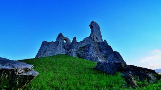 Hrady a zrúcaniny Slovenska