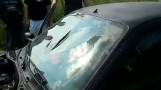 CLIO SP audio systém rozbil čelné sklo