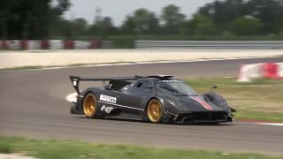 Úžasný zvuk Pagani Zonda Revolucion 2014