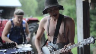 Steve´n´Seagulls - Thunderstruck (Fínsko)