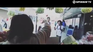Showtek ft. We Are Loud & Sonny Wilson - Booyah (Official Music 
