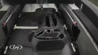 Prvé auto z 3D tlačiarne cast 2