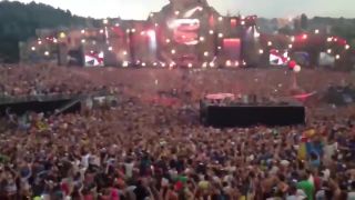 Tomorrowland Sit Down