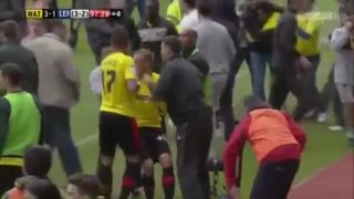 Watford - Leicester infarktový zaver zápasu play off
