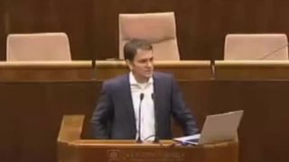 Michal Straka (Ego) v parlamente