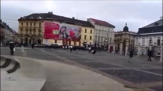 V Bratislave sa behá s padákom :D