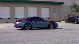 2014 Porsche 911 Turbo S (chameleón)