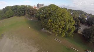 Dron v ohrození