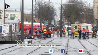 Francúzsko čelí dvom rukojemníckym drámam