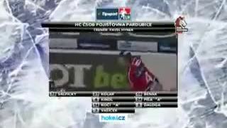 Preklep hokejového komentátora