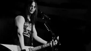 Bullet For My Valentine - Turn To Despair