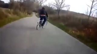 Opitý Poliak na bicykli