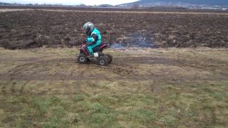 Adam a jeho jazda na miniquad 49ccm