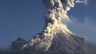 Erupcia sopky Colima (Mexiko)