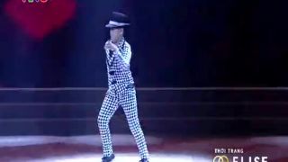 MINH KHANG  ten ale dava tanečky šikovny maly