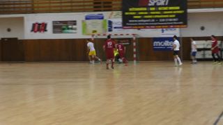 Gol cez celé ihrisko Futsal