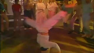 Gumení Chlapci 1986  Krátky vstup Gumených Chlapcov , kde si 