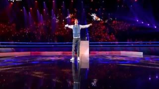 Tanečnik B.boy Redouan Netherlands  -  Holandsko
 VENUJE SA TA