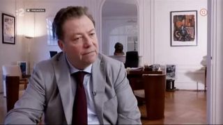 Špióni a scientology