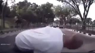 Hodil sa na kapotu