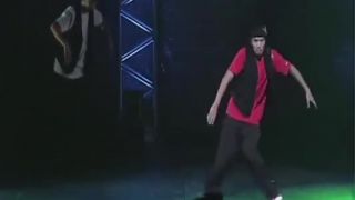 KITE Narodenie 26. marec 1983 a ACKY Poppin Show -  Pochadzaju z