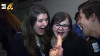 Studentsky dildo prank