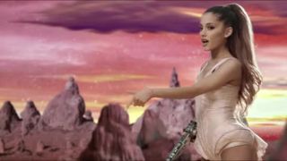 Ariana Grande - Break Free ft. Zedd