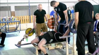 Tlak na lavičke 170Kg RAW