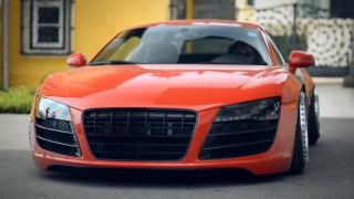 Audi R8 (Mike Crawat)