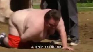 Jackass 3D Apple of my ass (Preston Lacy)