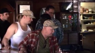 Jackass - barová bitka trpaslíkov (midget bar fight)