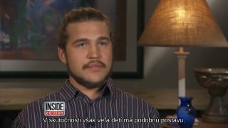 Malý svalnáč už nie je malý ani svalnáč (titulky)