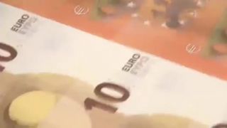 Výroba novej bankovky 10 €