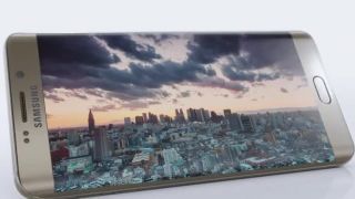 Nový Galaxy S6 edge+ s veľkým zakriveným displejom