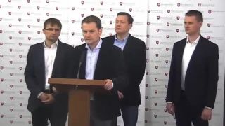 Zlodej Fico - Kradne z našich daní