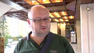 Ako naši poslanci nepracujú a zarábajú