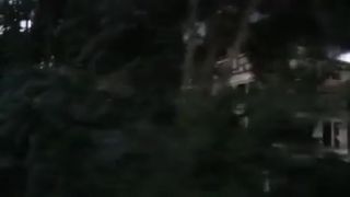 V Prahe horí sklad textilu