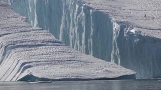 Unikátne divadlo v ľadovcovom fjorde Ilulissat (Grónsko)