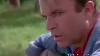 Vystrihnuta scena z jurskeho parku