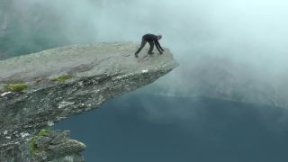 Výhľad z jazyka trola (Trolltunga, Nórsko)