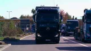 Mercedes Benz - Samoriadiaci kamión budúcnosti